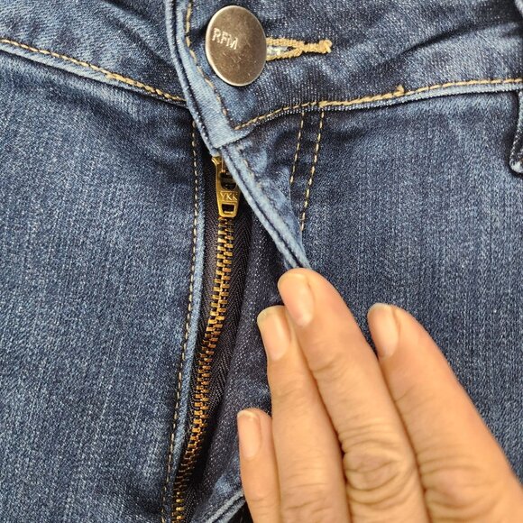 RFM Jeans Womens 18 Blue Stretch High Rise Capri *GUC* - Picture 2 of 15